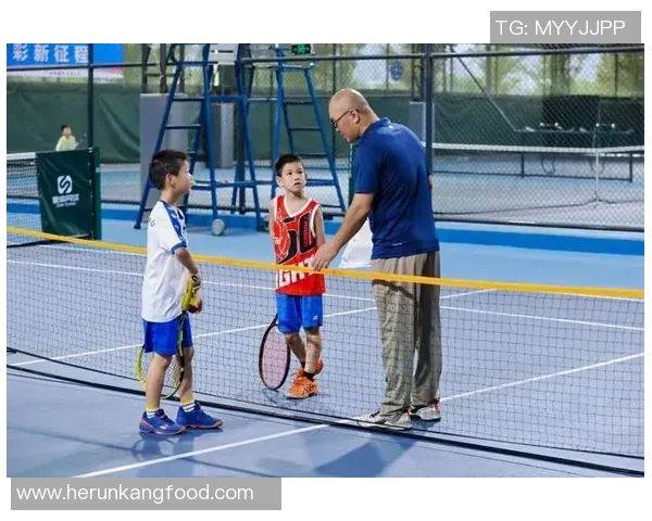 杭州网球队创下网球耐力新纪录引领全国水平新高度 杭州网球队创下网球耐力新纪录引领全国水平新高度