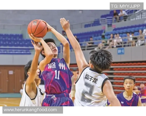 重庆篮球队在全国耐力排行榜中荣登第十名展现出强大实力与潜力